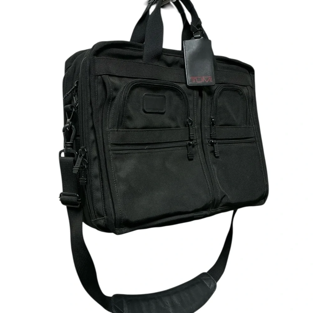 Tumi Deluxe Black Nylon Durable Organizer Laptop Briefcase